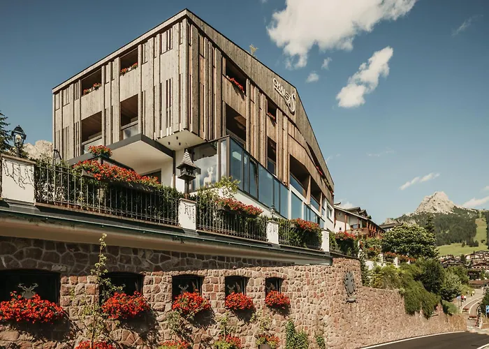Hotel Chalet S - Dolomites Design - Adults Recommended